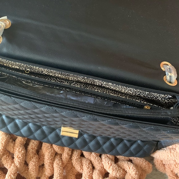 NWT Black Crossbody Bag - Picture 4 of 8